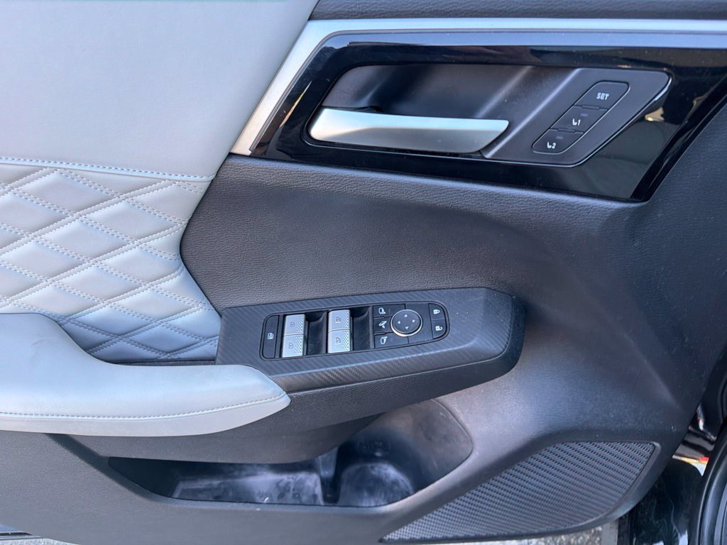 Used 2024 Black Mitsubishi SEL image 18
