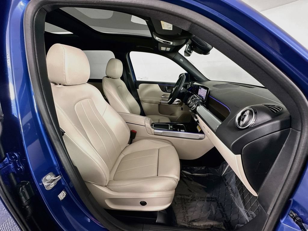 New 2026 Starling Blue Metallic Mercedes-Benz GLB 250 image 60