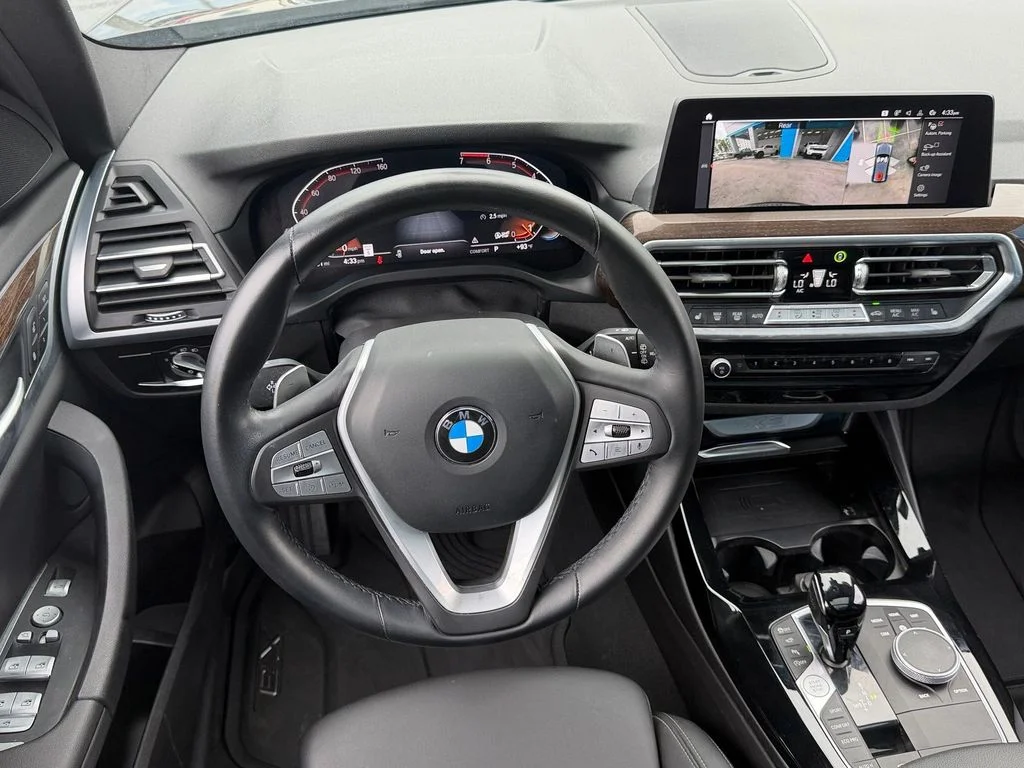 Used 2024 Gray BMW sDrive30i image 13