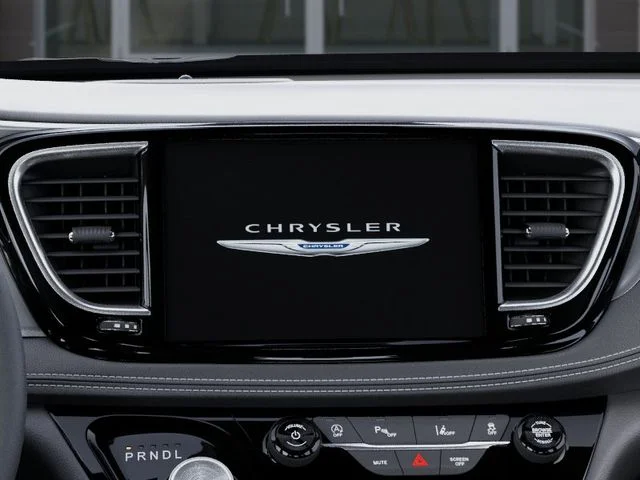 New 2026 Bright White Clear-Coat Exterior Paint Chrysler Limited image 18