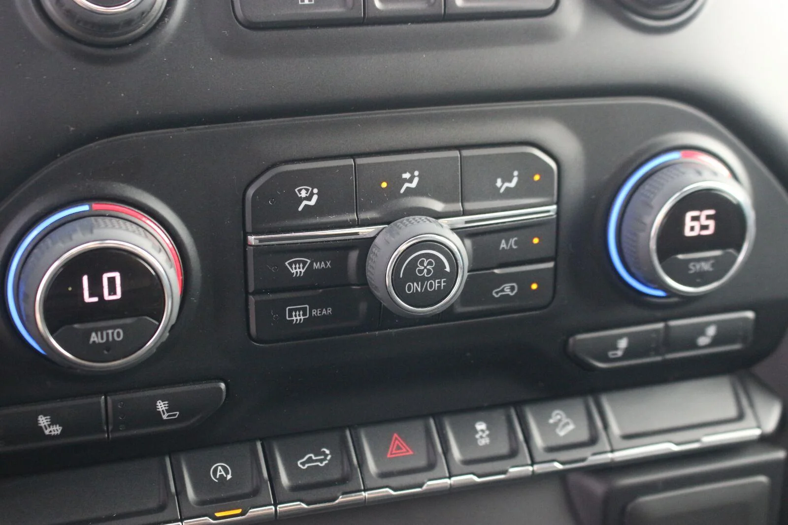 Used 2021 NORTHSKY BLUE METALLIC Chevrolet RST image 27