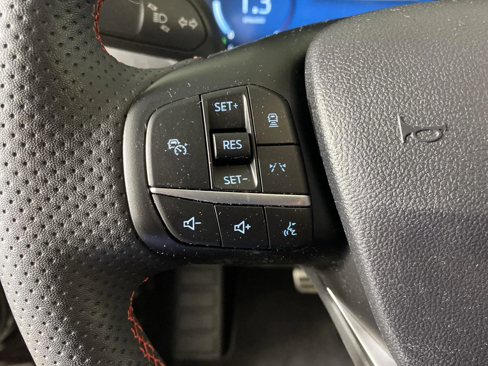 Used 2023 Cinnabar Red Ford ST-Line Select image 18