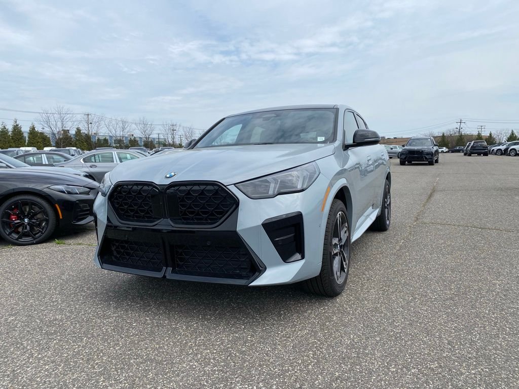 2026 BMW X2 xDrive28i's photo