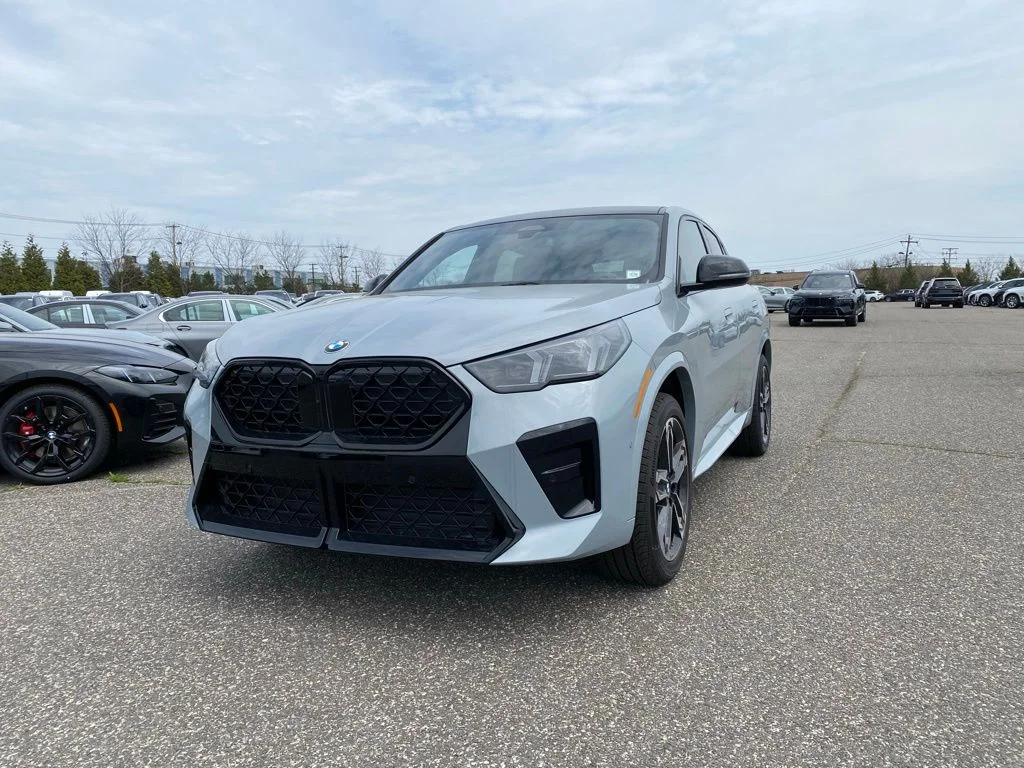 2026 BMW X2 xDrive28i's photo
