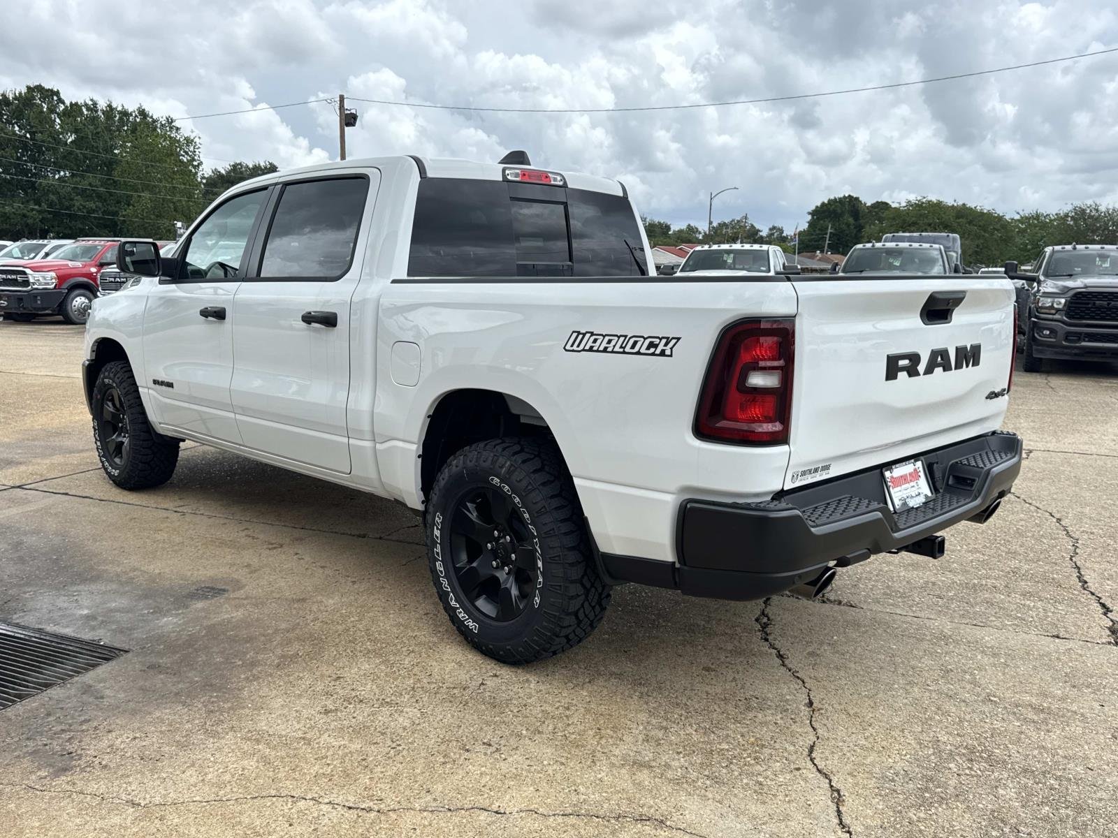 New 2026 Bright White Clear-Coat Exterior Paint RAM Warlock image 4