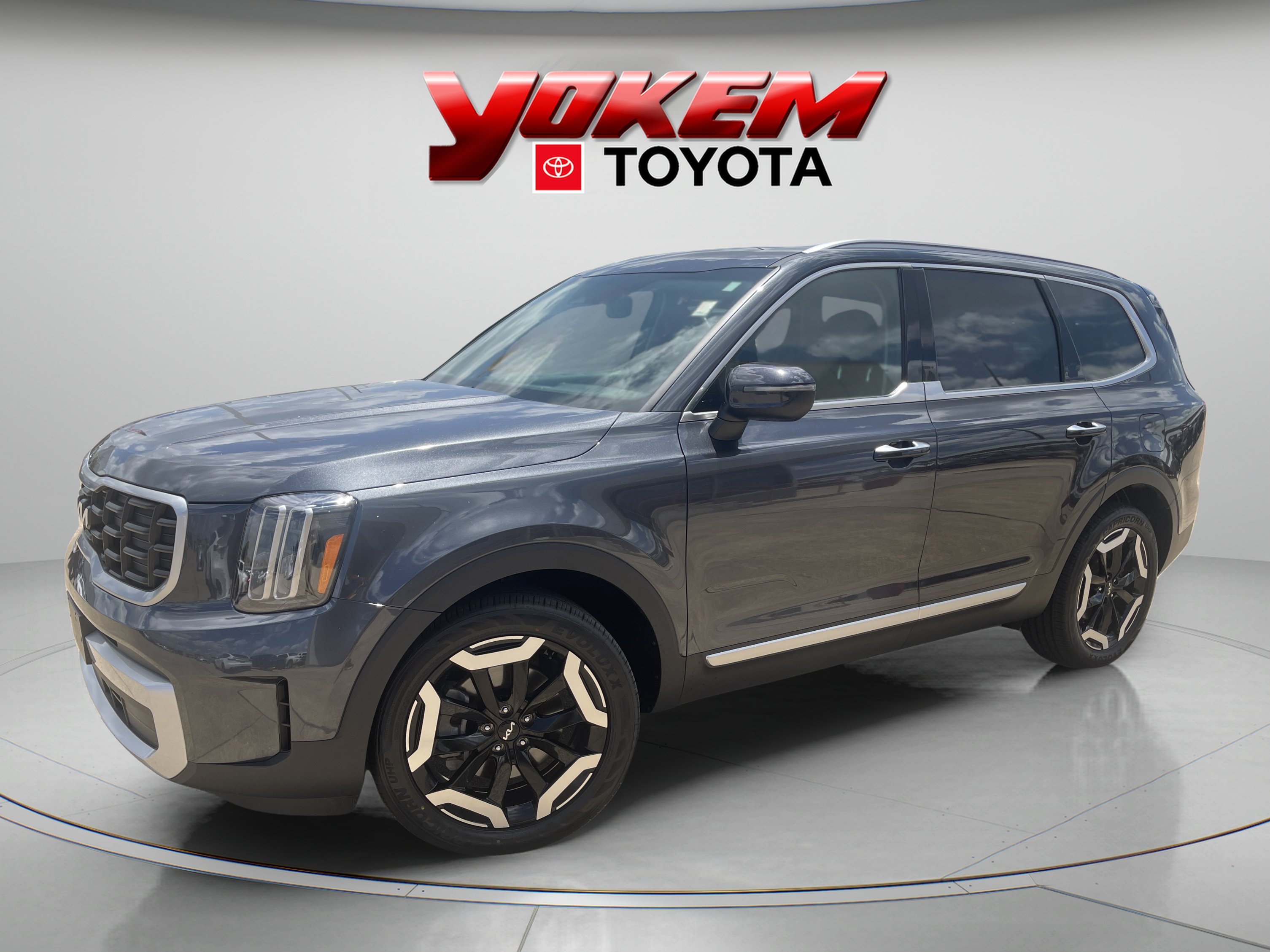Used 2025 Panthera Metal Kia S image 1