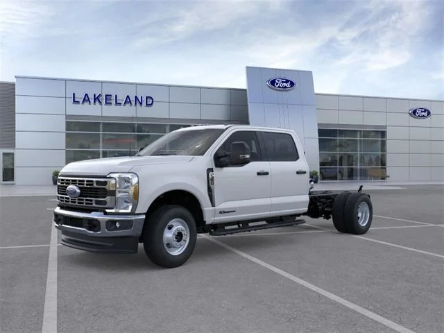 New 2026 White Ford XL image 1