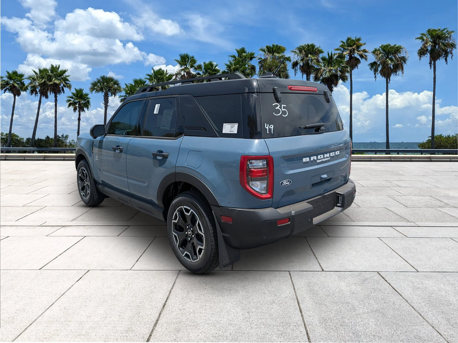 New 2026 Azure Gray Metallic Tri-Coat Ford Outer Banks® image 5