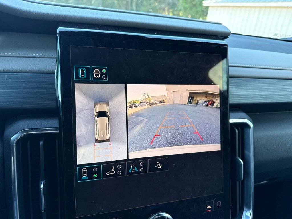 Used 2026 Summit White GMC Elevation image 18