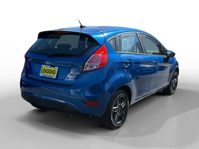 Used 2019 Lightning Blue Metallic Ford SE image 5