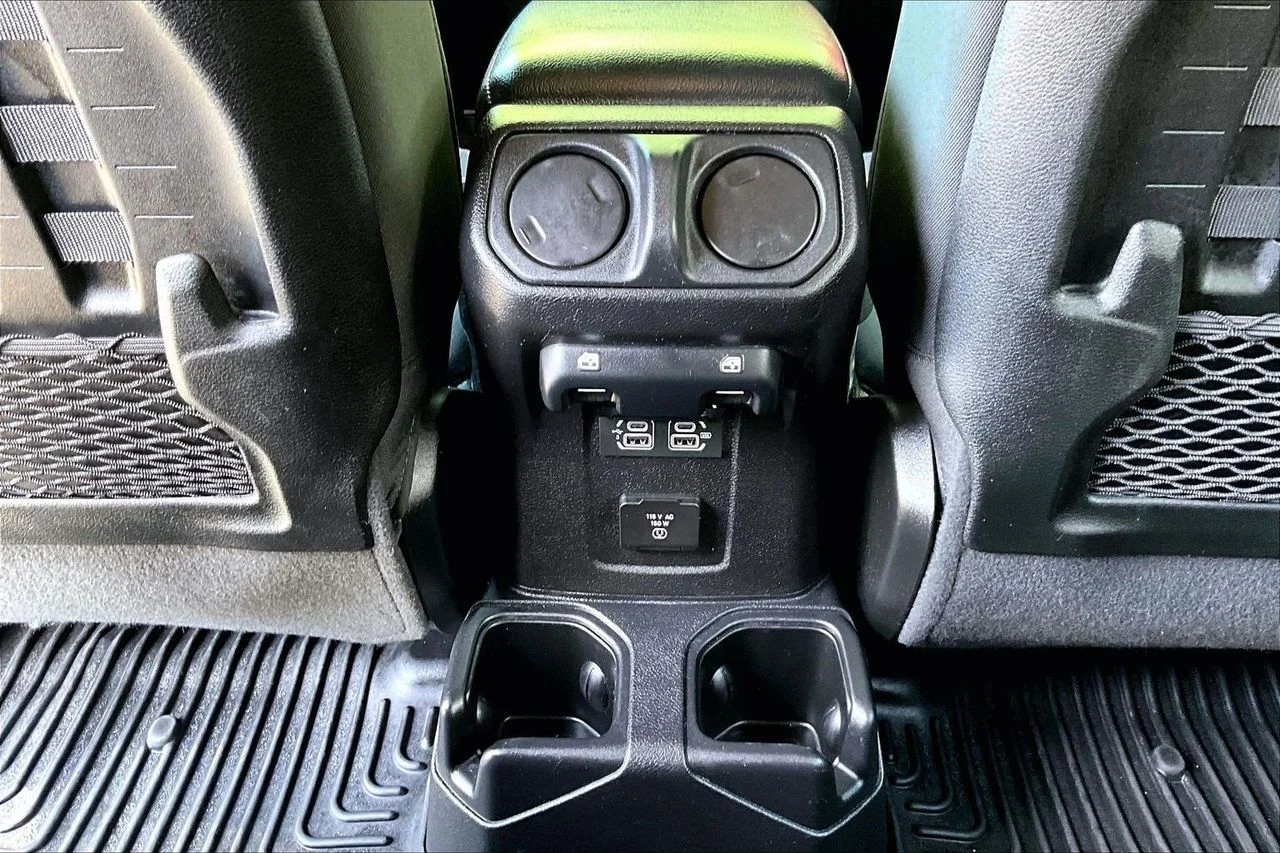 Certified Used 2020 Teal Jeep Rubicon image 15