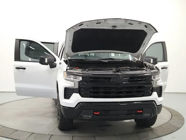 Used 2024 Summit White Chevrolet LT Trail Boss image 10