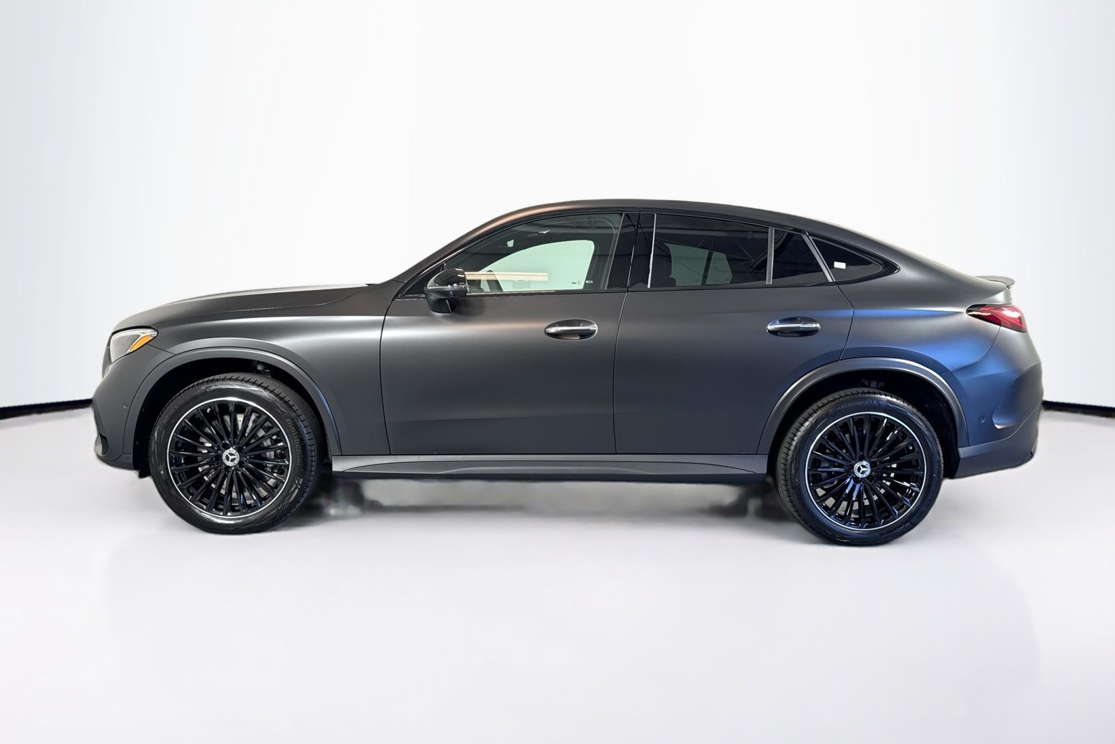 New 2026 MANUFAKTUR exclusive graphite grey magno Mercedes-Benz GLC 300 image 8