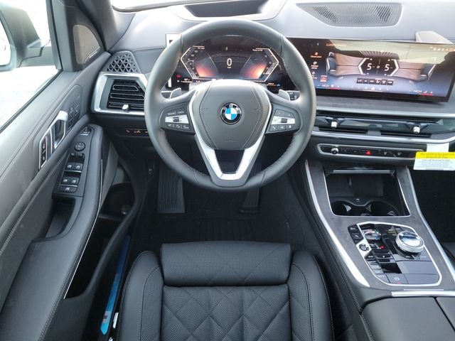 Used 2026 White BMW xDrive40i image 13