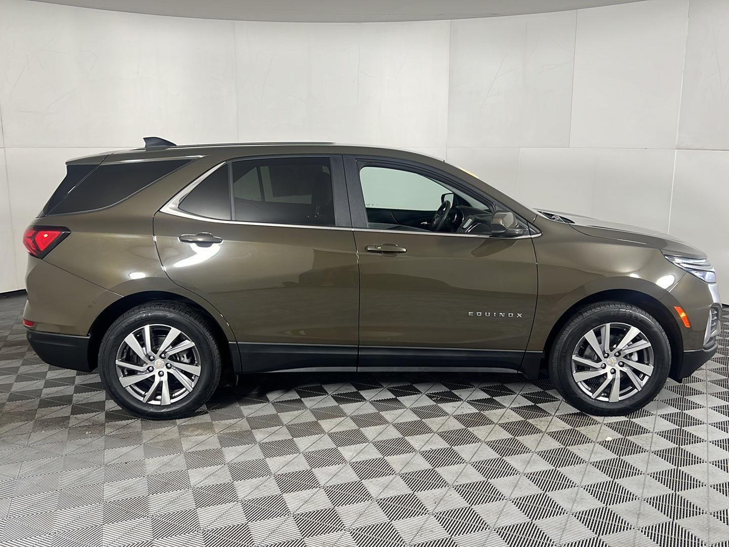 Used 2023 Harvest Bronze Metallic Chevrolet LT image 3