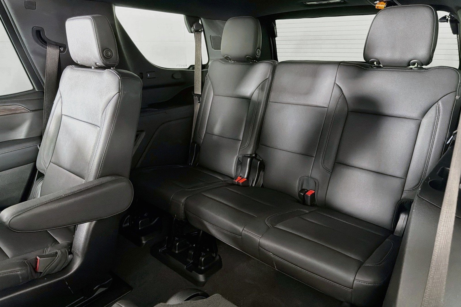 Used 2023 Dark Ash Metallic Chevrolet Z71 image 9