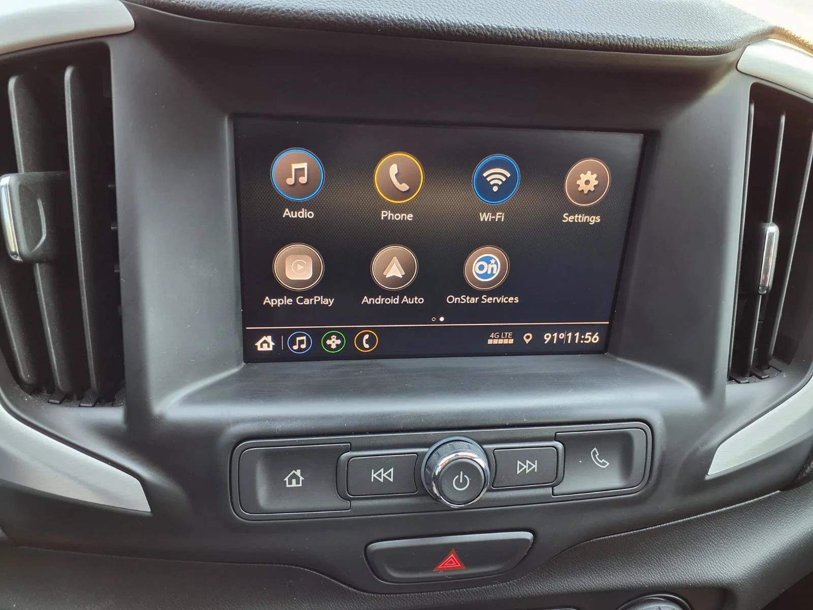 Used 2021 Graphite Gray Metallic GMC SLE image 5
