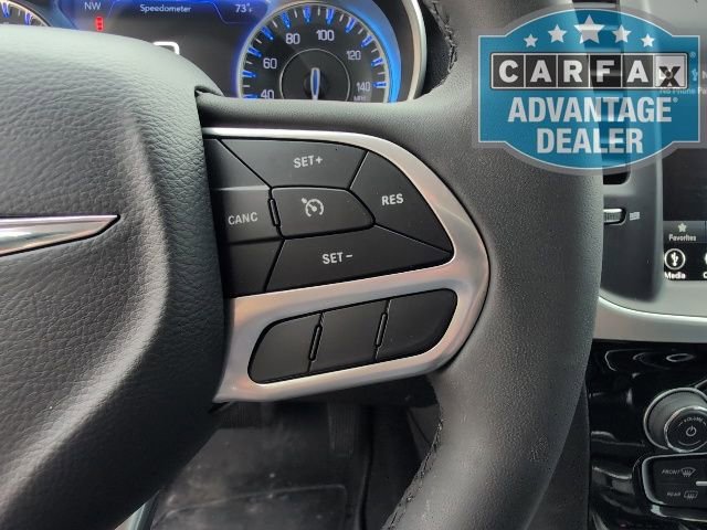 2023 Chrysler 300 Touring - Photo 18