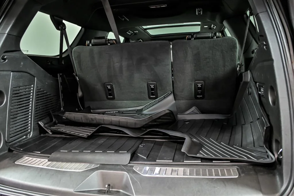 2022 GMC Yukon XL AT4 - Photo 9