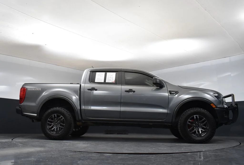 Used 2021 Gray Metallic Ford XLT image 33