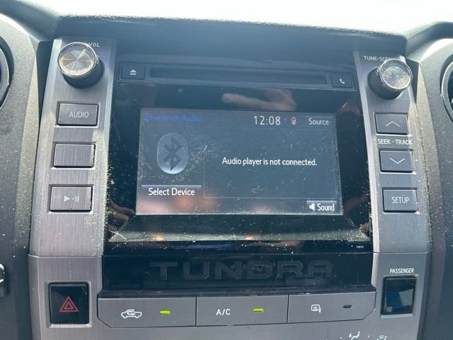 Used 2017 White Toyota SR image 9