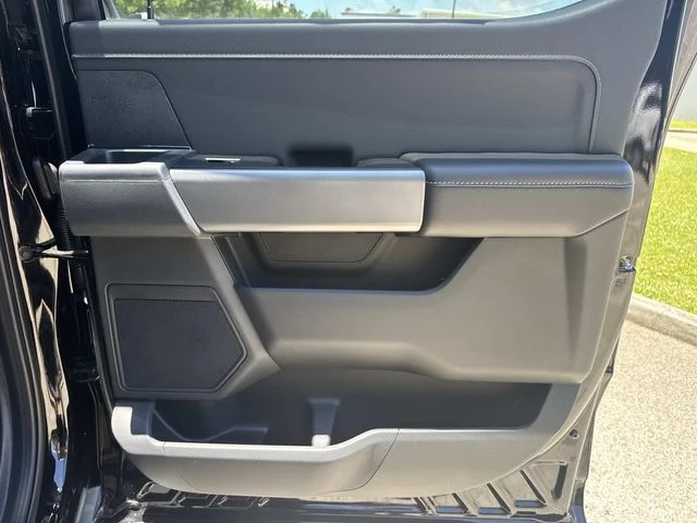 New 2026 Agate Black Metallic Ford XLT image 22