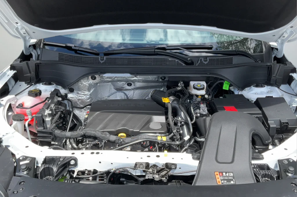 New 2026 Summit White Chevrolet LT image 21
