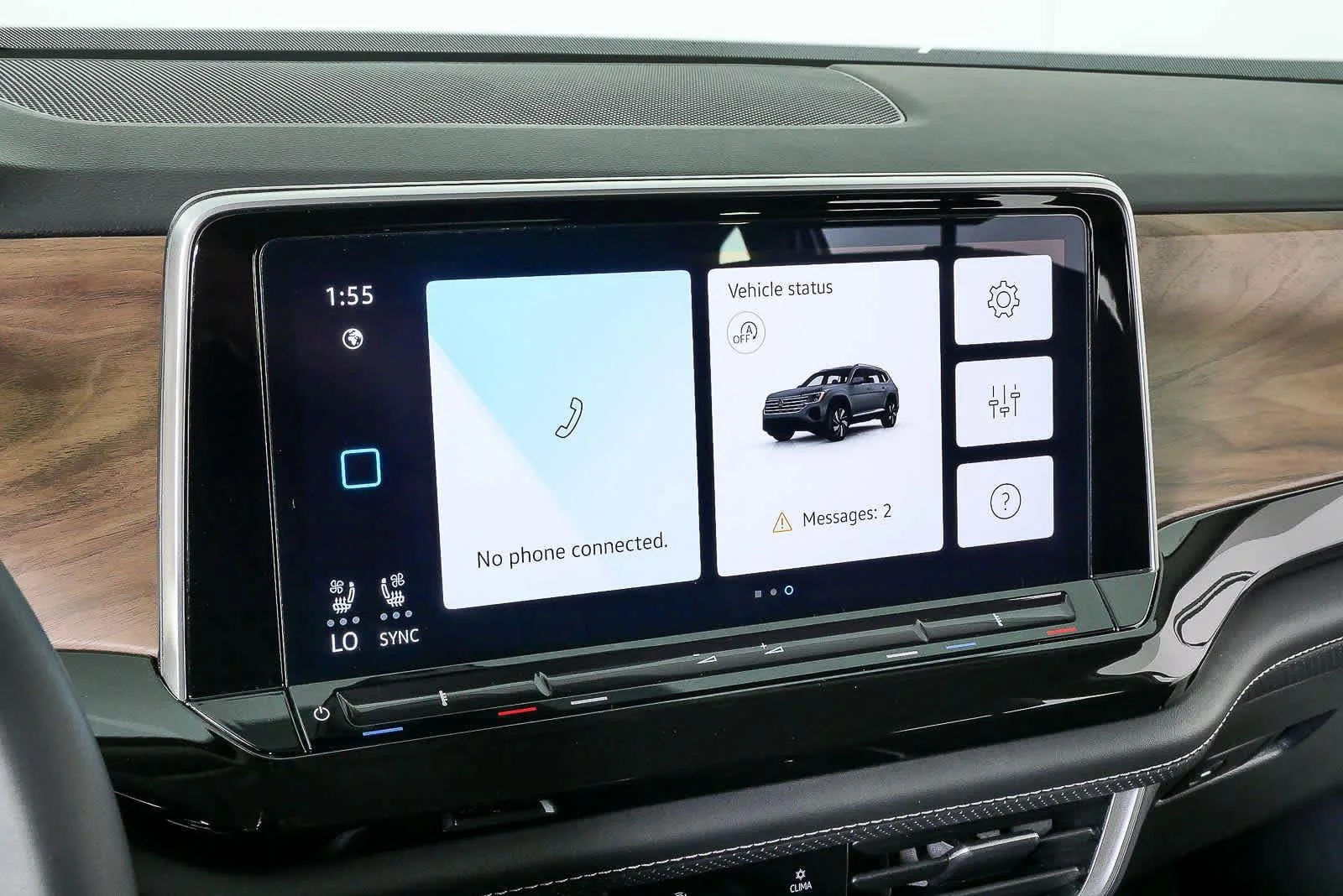 Certified Used 2025  VOLKSWAGEN SE image 13