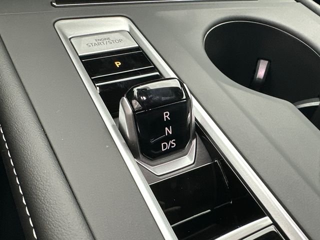 New 2026 White Volkswagen 2.0T SE image 26