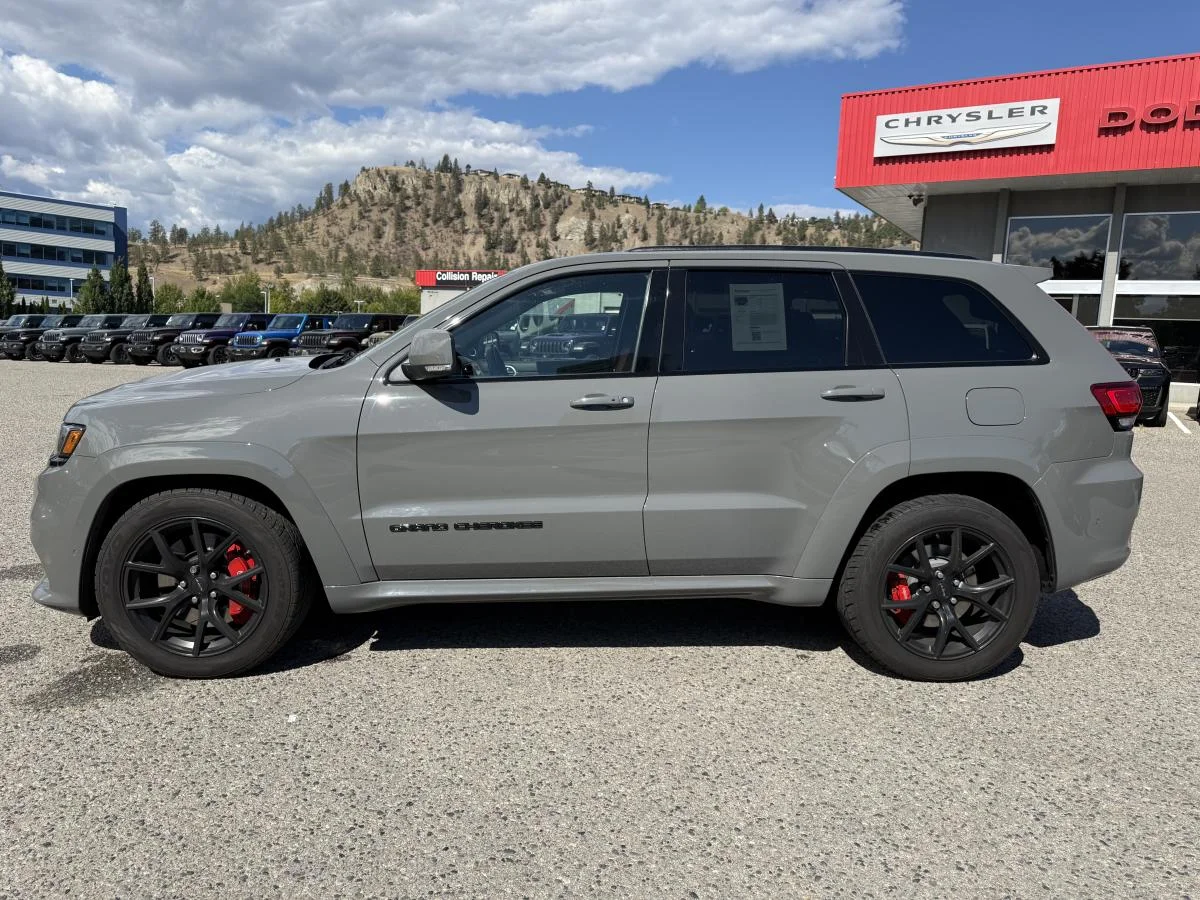 Used 2019 Grey Jeep SRT image 3