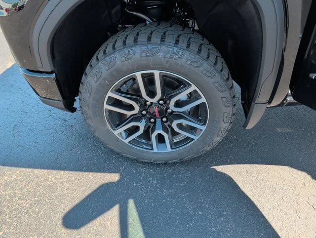 New 2026 Onyx Black GMC AT4 image 31