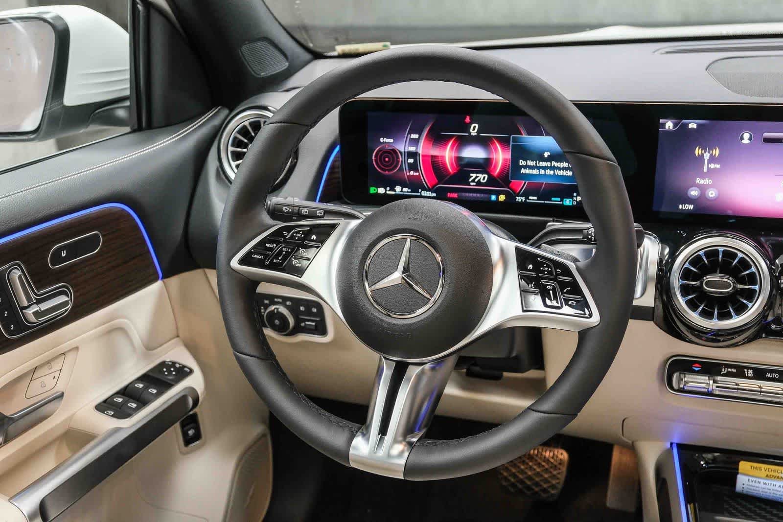 New 2026 Polar White Mercedes-Benz GLB 250 image 61