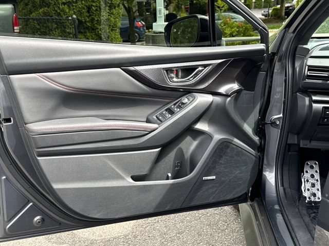 Used 2022 Magnetite Gray Metallic Subaru Limited image 18