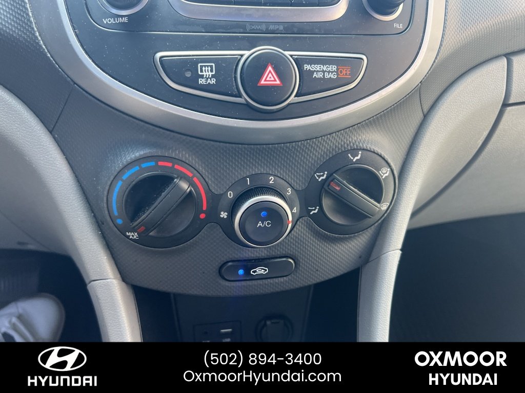 Used 2016 Boston Red Metallic Hyundai SE image 10