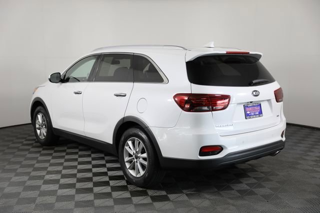 Used 2019 White Kia 2.4L LX image 27