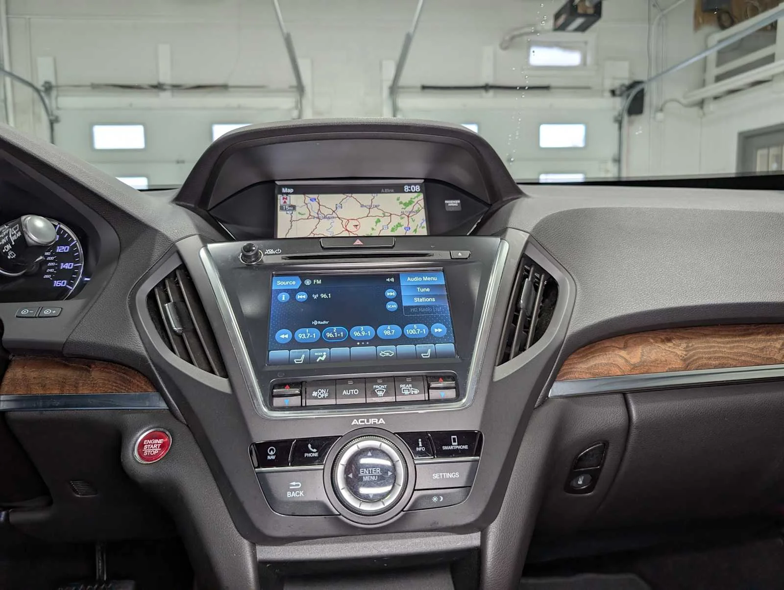 Used 2020 Platinum White Pearl Acura w/Technology Pkg image 35