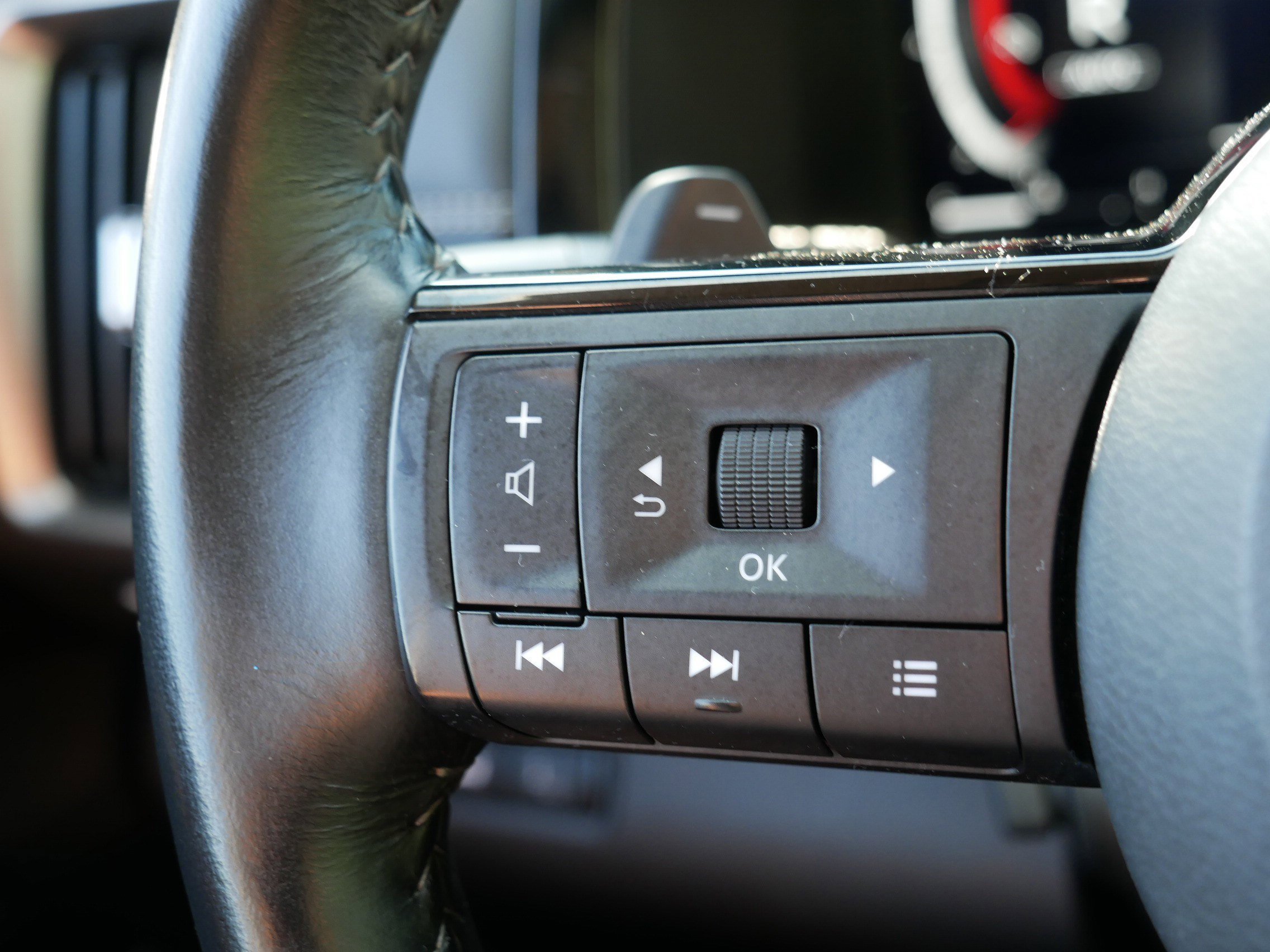 Certified Used 2023 Baja Storm Nissan Platinum image 28