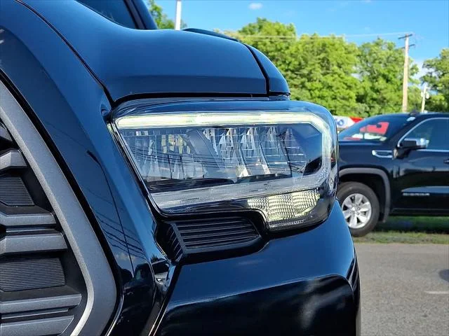 Certified Used 2023 BLACK Toyota  image 11