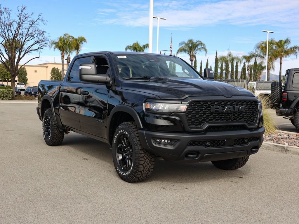 New 2026 Diamond Black Crystal Pearl-Coat Exterior Paint RAM Rebel image 1