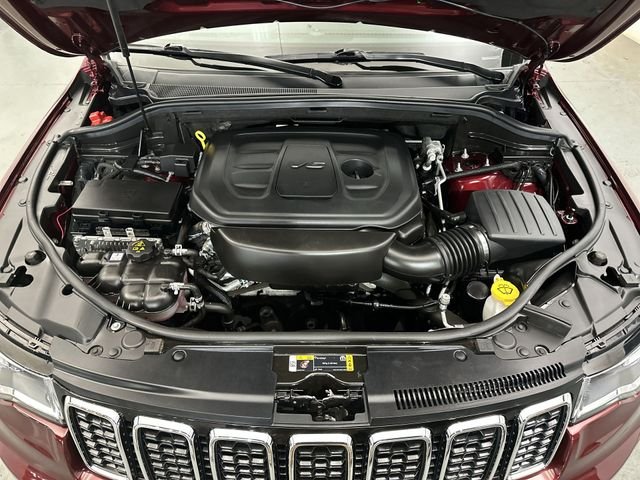 Used 2022 Red Jeep Limited image 22