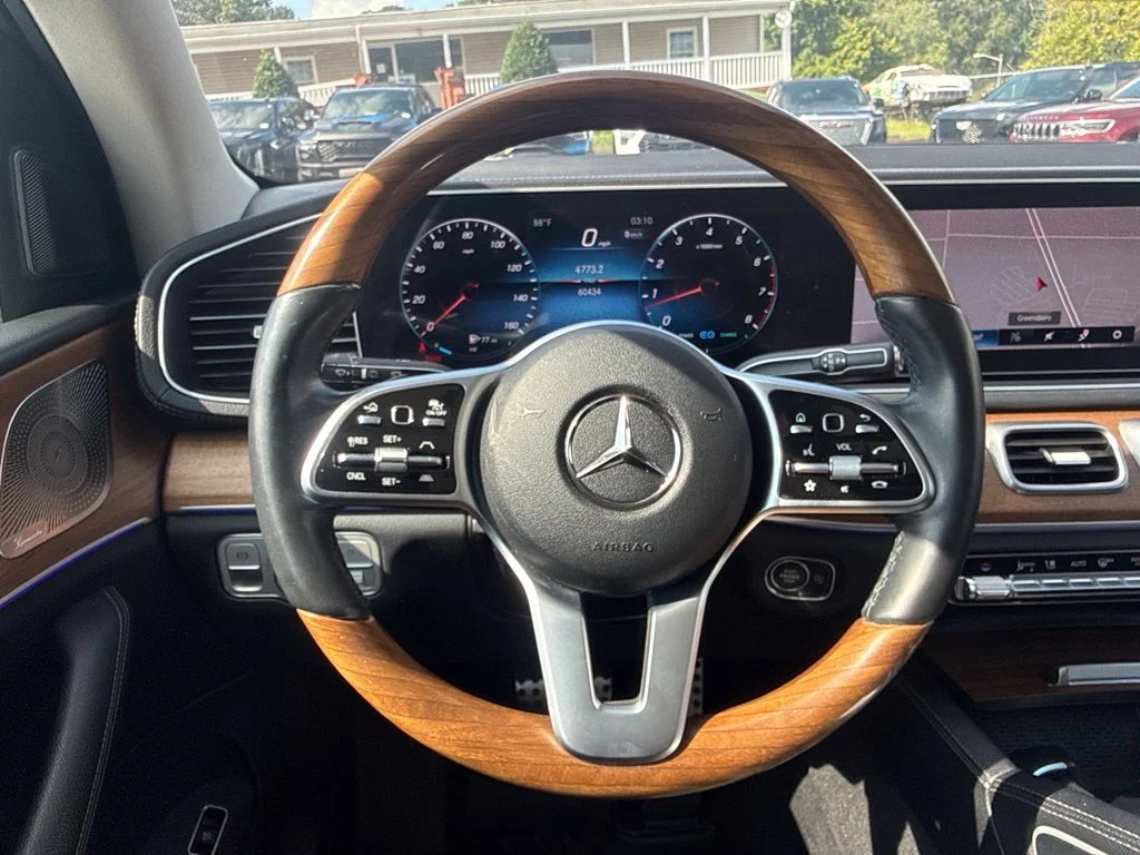 Used 2022  Mercedes-Benz GLS 450 image 14