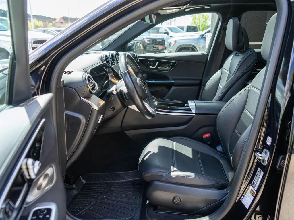Used 2023 Black Mercedes-Benz GLC 300 image 11