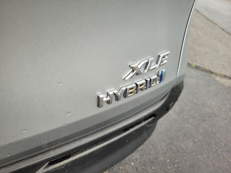 2021 Toyota Sienna XLE - Photo 12