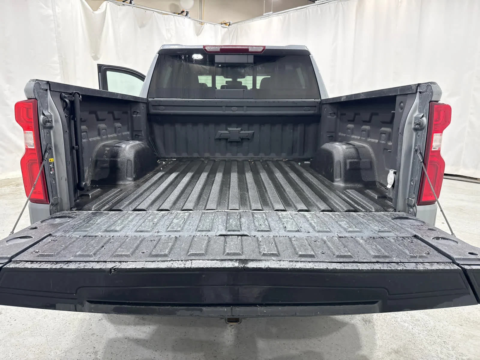 Used 2021 SATIN STEEL METALLIC Chevrolet LT Trail Boss image 15