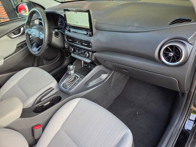 Used 2023 Black Hyundai SEL image 28