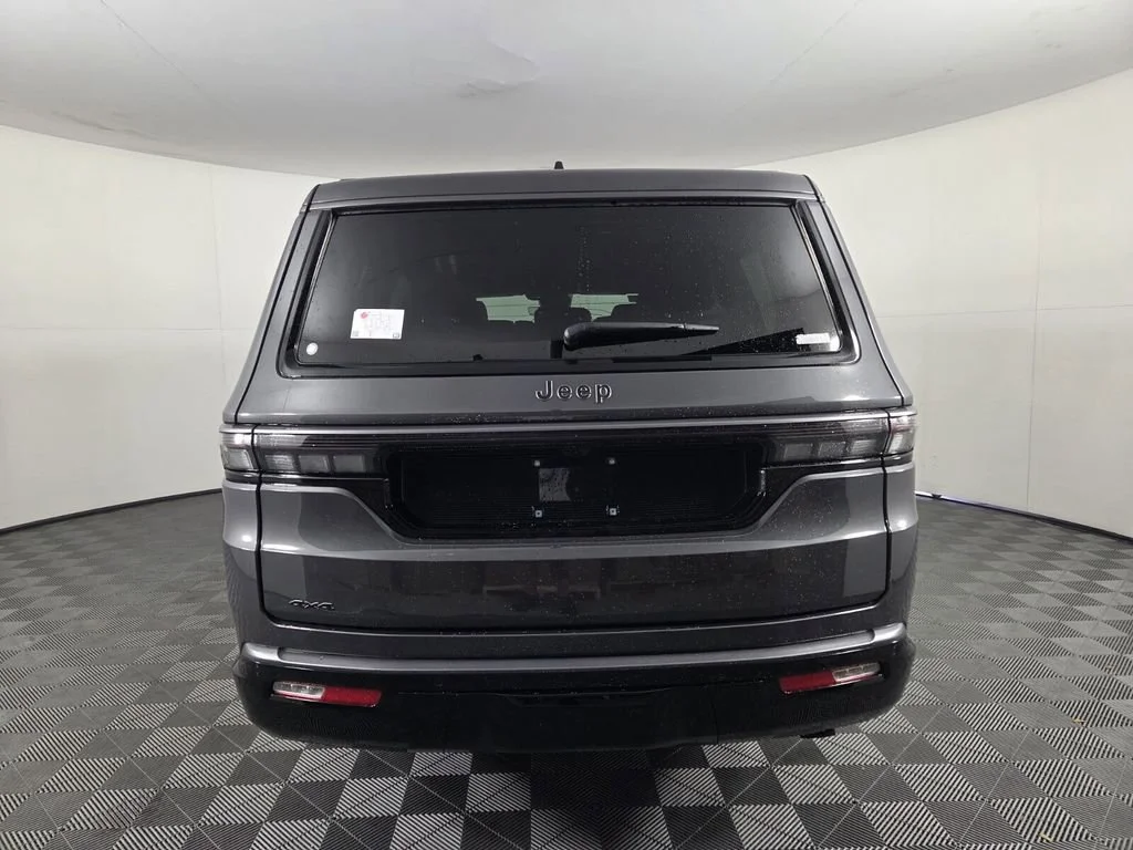 New 2026 Baltic Gray Metallic Clearcoat Jeep Limited Altitude image 6