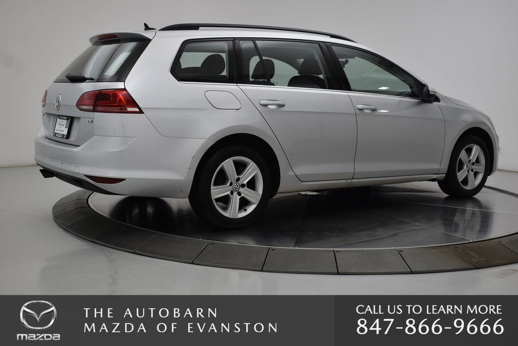Used 2015 Reflex Silver Metallic Volkswagen S image 21