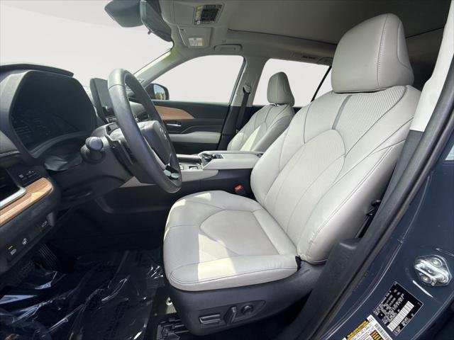 Certified Used 2024 STORM CLOUD Toyota  image 3