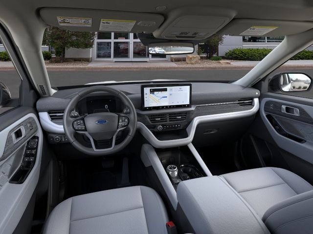 New 2026 White Metallic Ford Platinum image 9