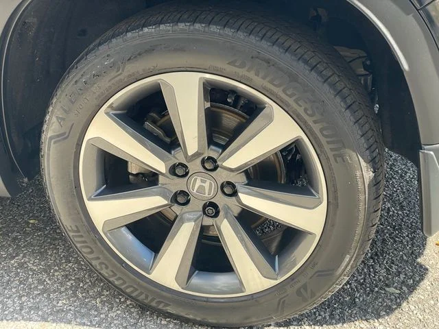 2023 Honda Pilot Touring - Photo 28